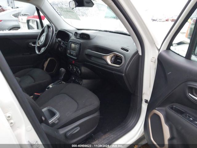 ZACCJBBT2FPB40180 Jeep Renegade Latitude