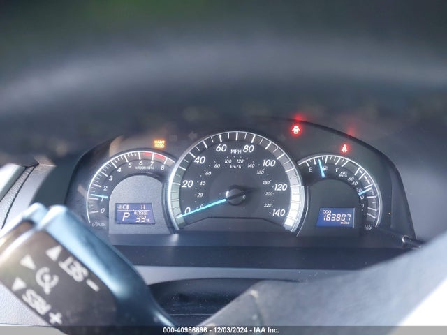 4T1BF1FK8EU765734 Toyota CAMRY SE
