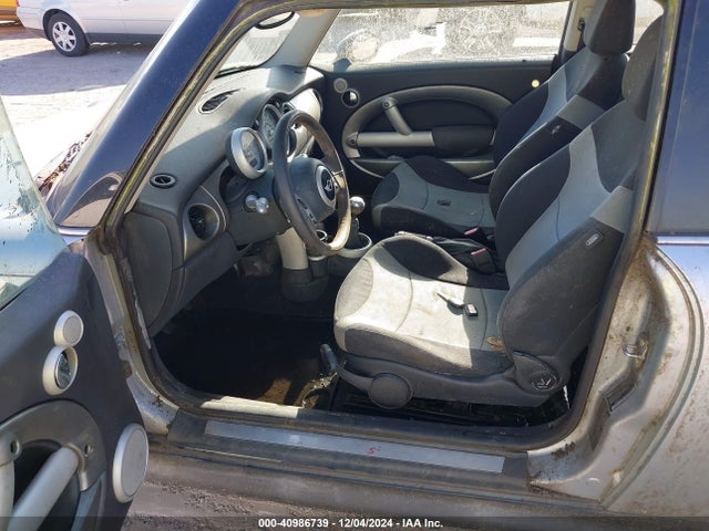 2002 MINI COOPER S WMWRE33432TD54749 Photo 4