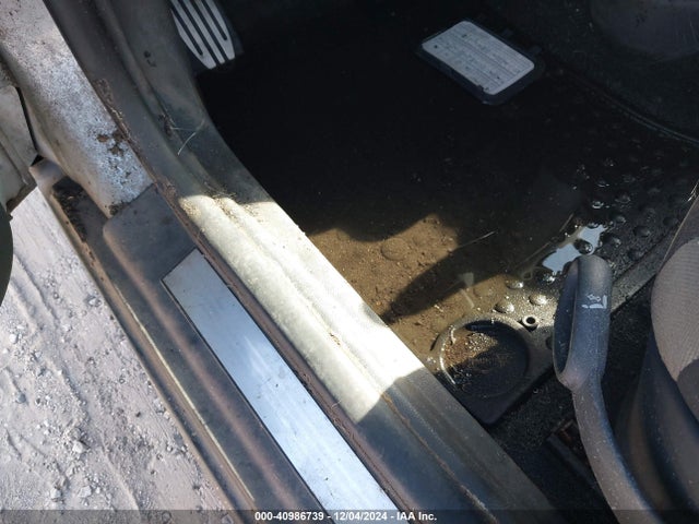 2002 MINI COOPER S WMWRE33432TD54749 Photo 5