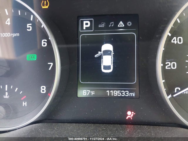 Hyundai ELANTRA SEL 2018 5NPD84LF4JH363245 Image 15