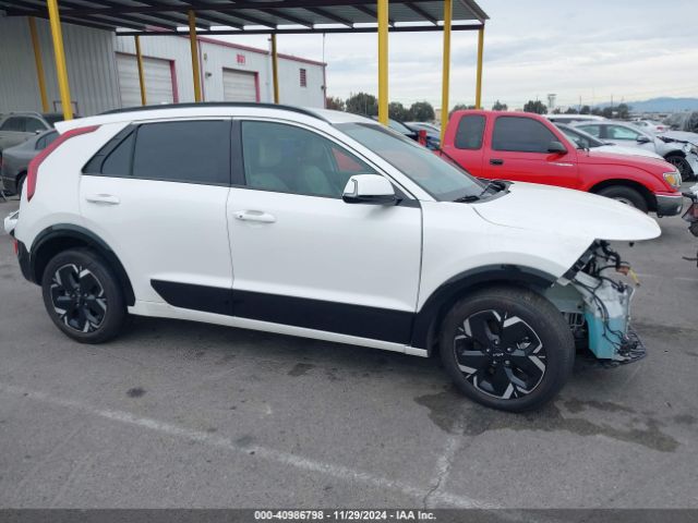 KNDCR3L1XP5018057 KIA Niro Ev Wind