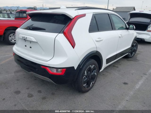 KNDCR3L1XP5018057 KIA Niro Ev Wind