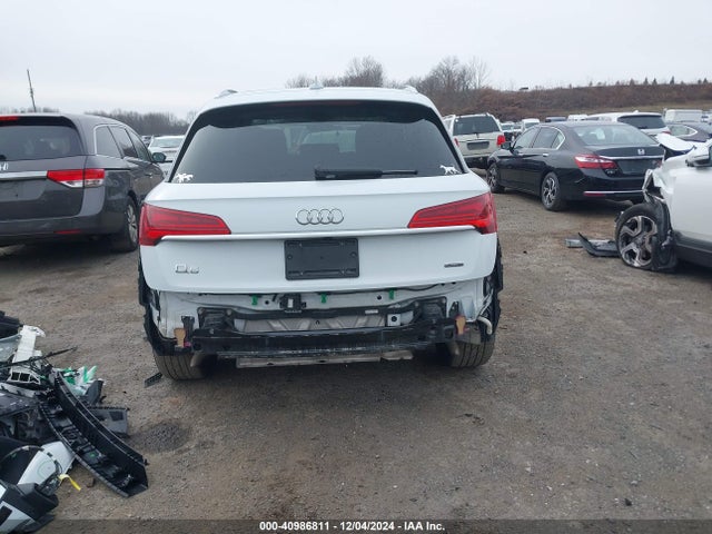 WA1BAAFY0M2127103 Audi Q5 Premium Plus 45 Tfsi Quattro S Tronic