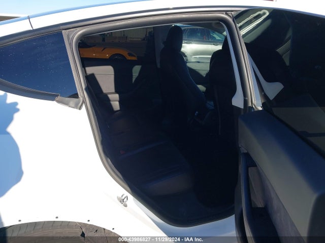 2021 TESLA MODEL Y 5YJYGDEE1MF285583 Photo 7