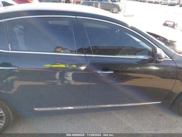 KNALN4D79F5171562 KIA Cadenza Premium