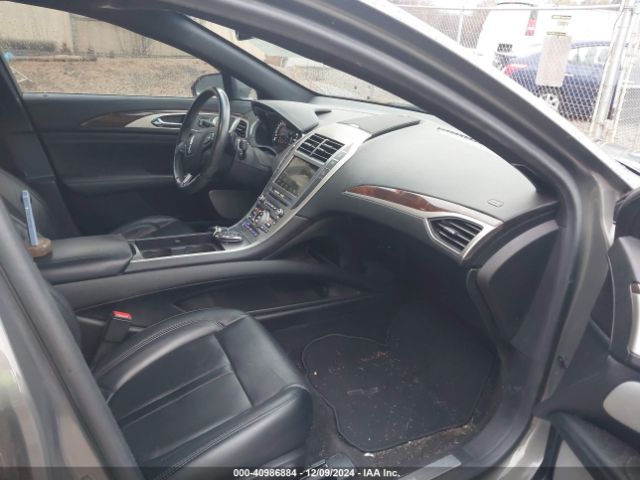 3LN6L5FC8HR647558 Lincoln Mkz Reserve