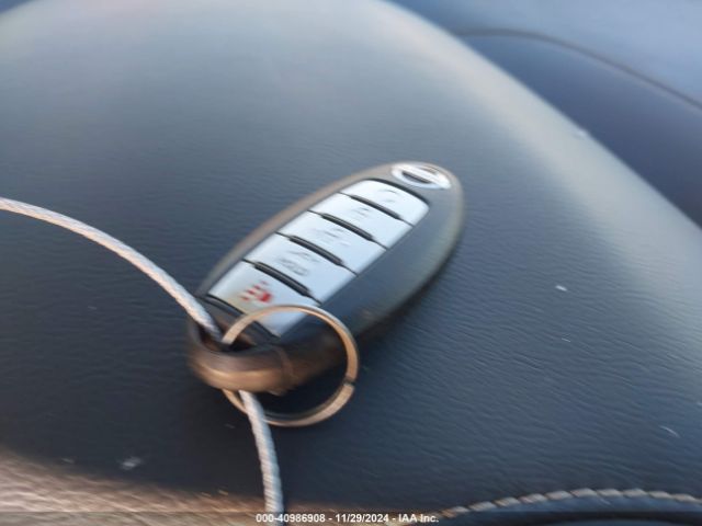1N4AA6AP2JC410059 Nissan MAXIMA SV