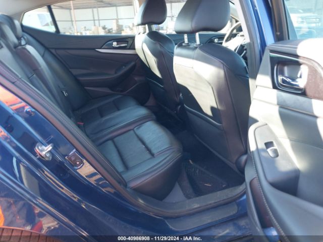 1N4AA6AP2JC410059 Nissan MAXIMA SV