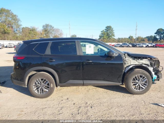 5N1BT3AA1RC751043 Nissan Rogue S Fwd