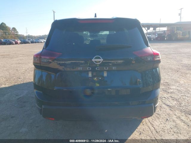 5N1BT3AA1RC751043 Nissan Rogue S Fwd