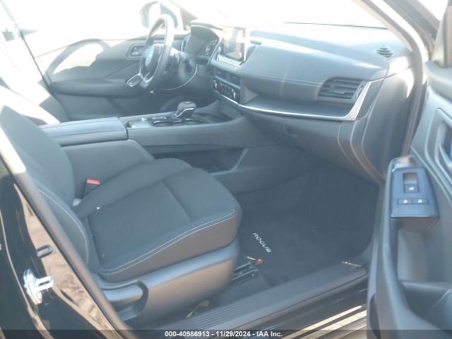 5N1BT3AA1RC751043 Nissan Rogue S Fwd