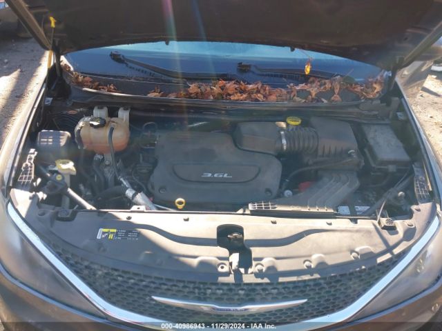 2C4RC1CG2HR565283 Chrysler Pacifica Lx