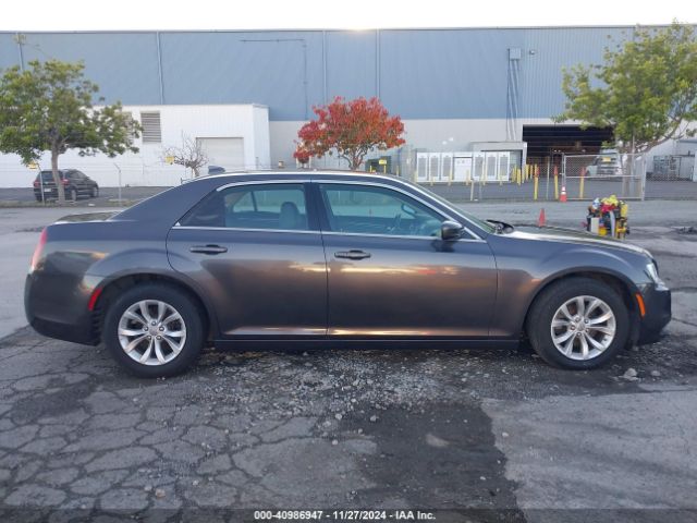 2C3CCAAG6FH931035 Chrysler 300 Limited