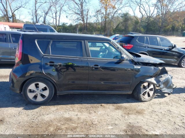 KNDJN2A2XG7377194 KIA Soul