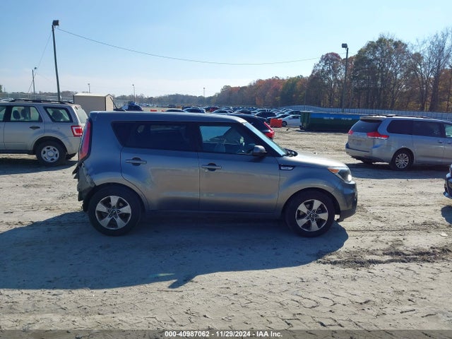 KIA Soul 2018 KNDJN2A22J7600027 Image 14