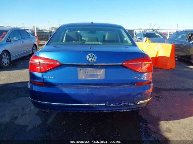 1VWAT7A33GC038163 Volkswagen Passat 1.8t R-line