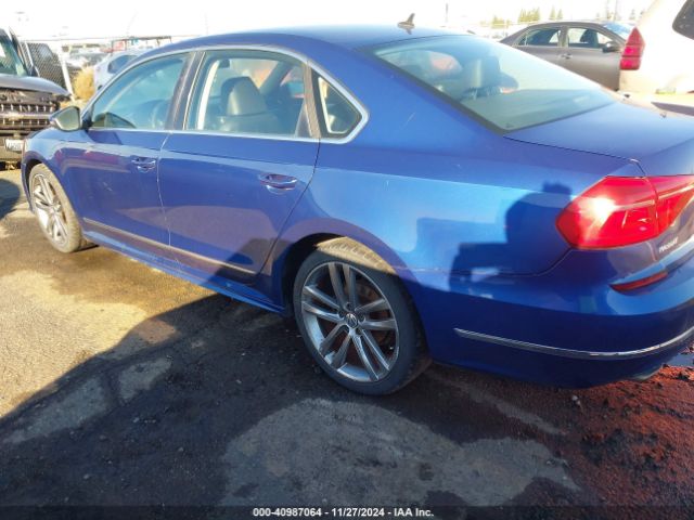 1VWAT7A33GC038163 Volkswagen Passat 1.8t R-line
