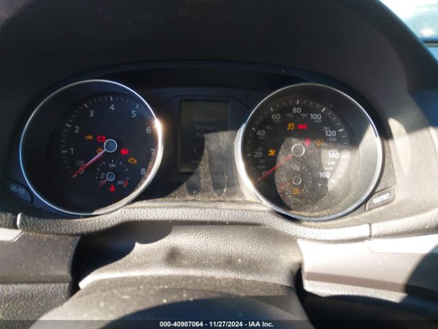 1VWAT7A33GC038163 Volkswagen Passat 1.8t R-line