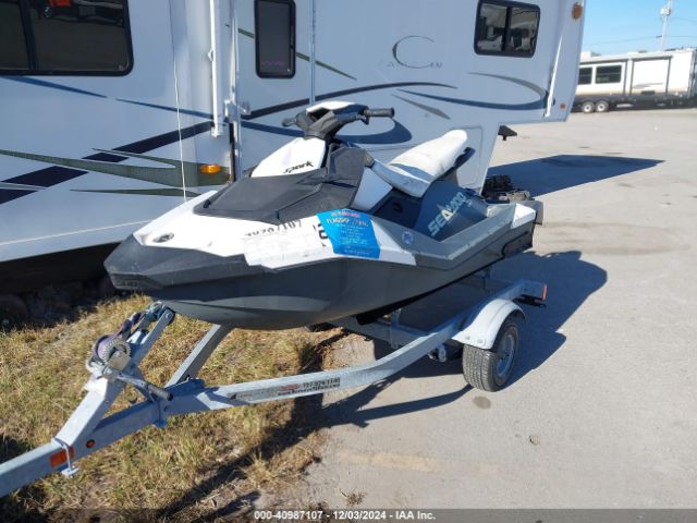 2015 SEADOO SEADOO YDV66588D515 Photo 1