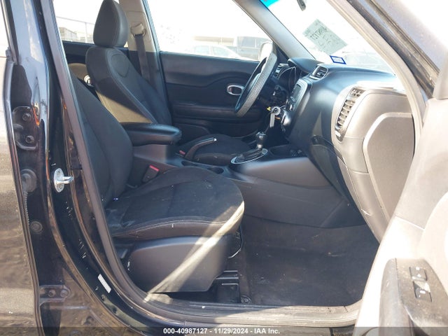 KNDJN2A23F7235526 KIA Soul