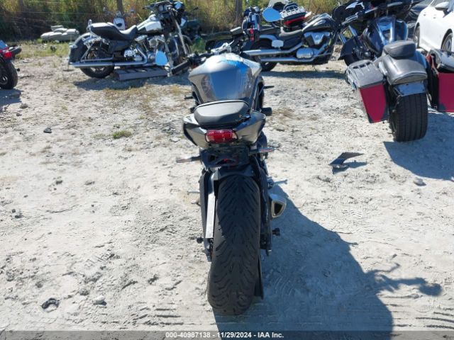 2024 TRIUMPH MOTORCYCLE STREET TRIPLE SMTA604S3RTBP1484 Photo 5