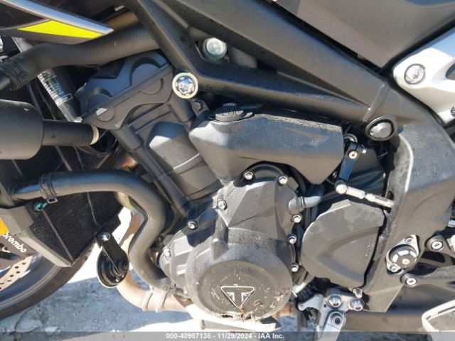 2024 TRIUMPH MOTORCYCLE STREET TRIPLE SMTA604S3RTBP1484 Photo 8