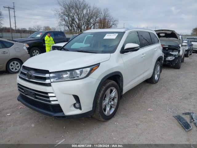 5TDDZRFH5KS937936 Toyota Highlander Limited