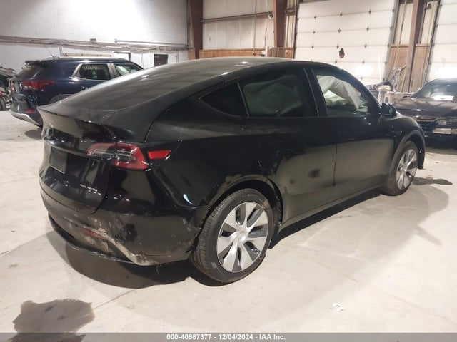 2023 TESLA MODEL Y 7SAYGDEEXPA187088 Photo 3