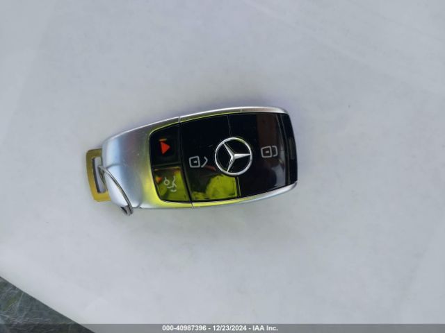 WDDZF4KB2HA019799 Mercedes-Benz E 300 4matic
