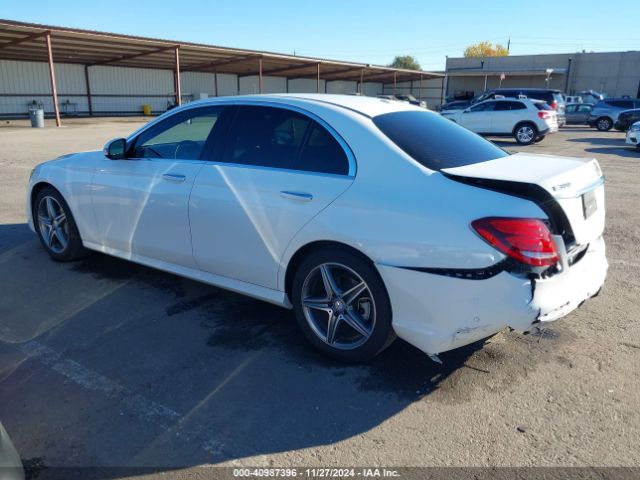 WDDZF4KB2HA019799 Mercedes-Benz E 300 4matic