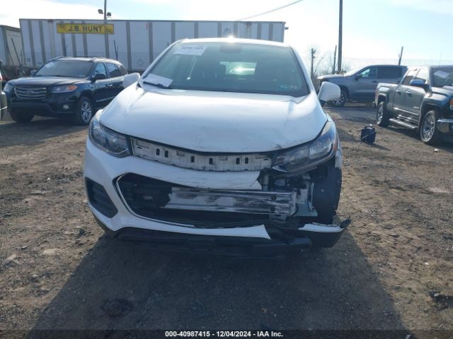 KL7CJNSB8HB260617 Chevrolet TRAX LS
