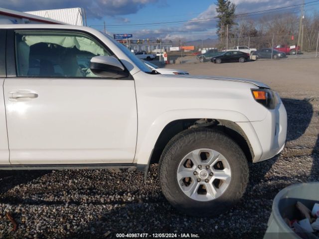 JTEBU5JR3F5204645 Toyota 4RUNNER SR5