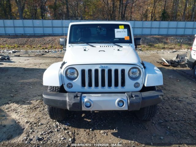 1C4BJWEG9HL725461 Jeep Wrangler Unlimited Sahara 4x4