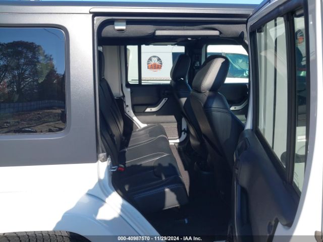 1C4BJWEG9HL725461 Jeep Wrangler Unlimited Sahara 4x4