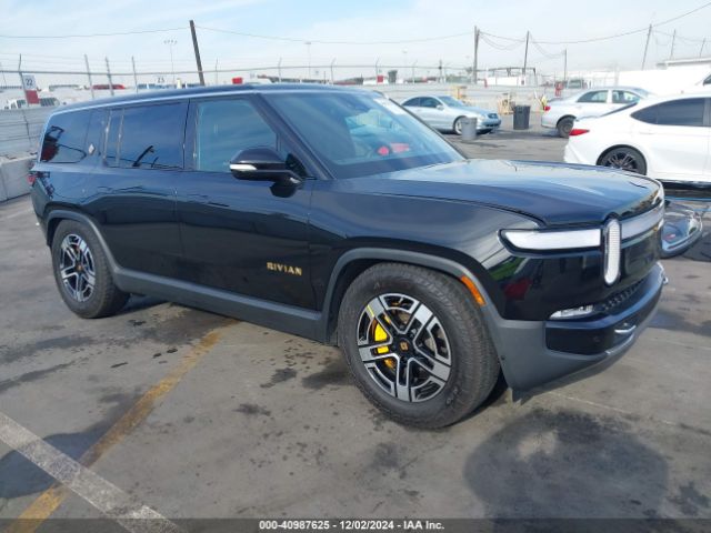 2023 RIVIAN R1S 7PDSGABL5PN008523