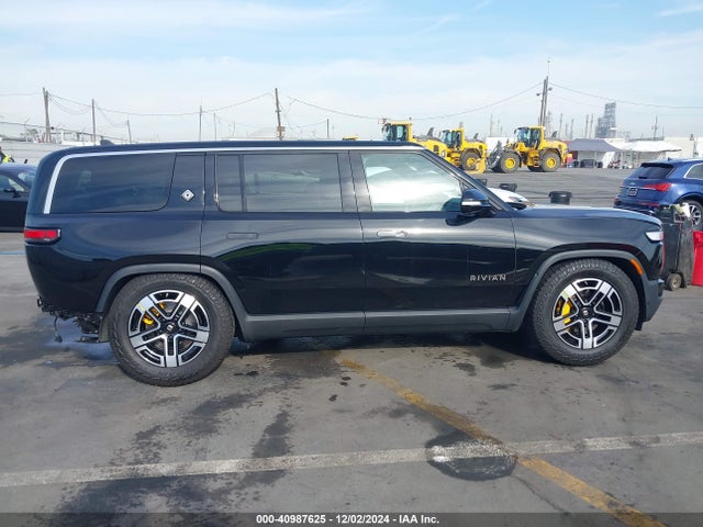 Rivian R1s Launch Edition 2023 7PDSGABL5PN008523 Image 14