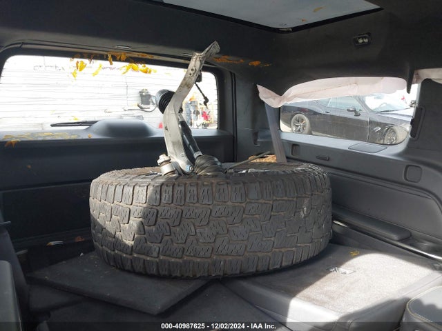 Rivian R1s Launch Edition 2023 7PDSGABL5PN008523 Image 12