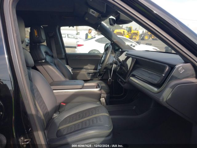 2023 RIVIAN R1S 7PDSGABL5PN008523 Photo 4