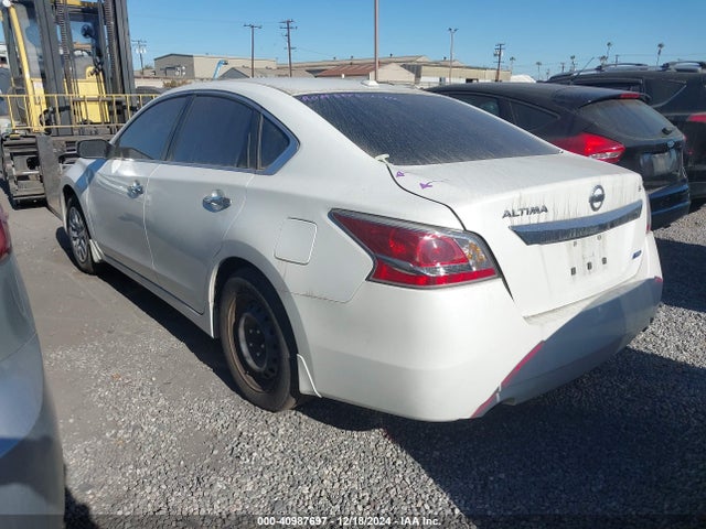 Nissan Altima 2.5 S 2014 1N4AL3APXEN258910 Image 3