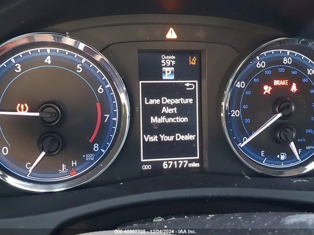 Toyota COROLLA SE 2018 2T1BURHE7JC063606 Image 7