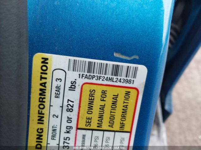 1FADP3F24HL243981 Ford FOCUS SE