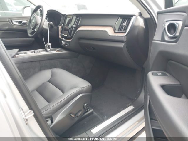YV4L12RK1N1941336 Volvo Xc60 B5 Momentum