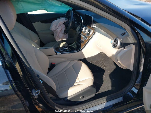 55SWF4JB4JU281110 Mercedes-Benz C 300