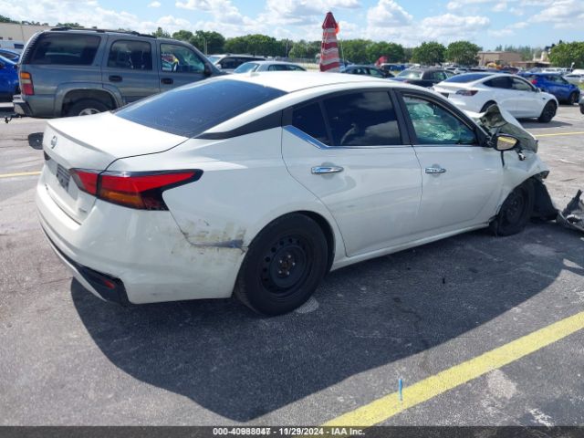 1N4BL4BW1KC218111 Nissan Altima 2.5 S