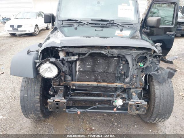1C4HJWDGXHL545711 Jeep Wrangler Unlimited Sport 4x4