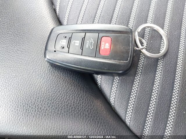 5TDLZRBH2NS218214 Toyota Highlander Xse