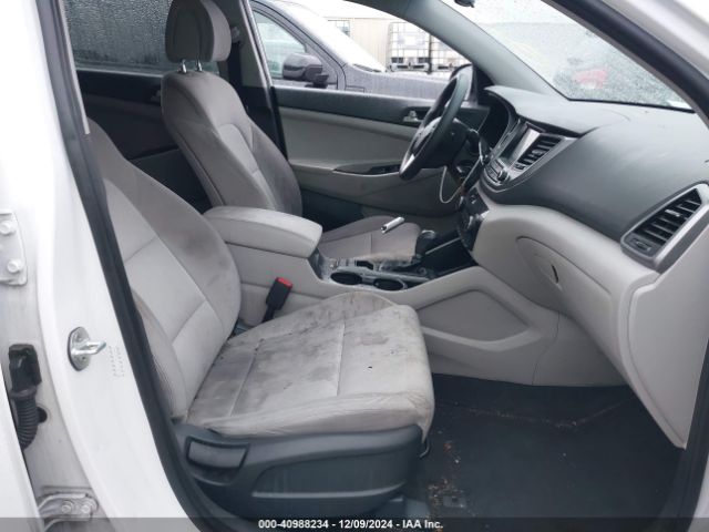 KM8J33A42JU724826 Hyundai TUCSON SEL