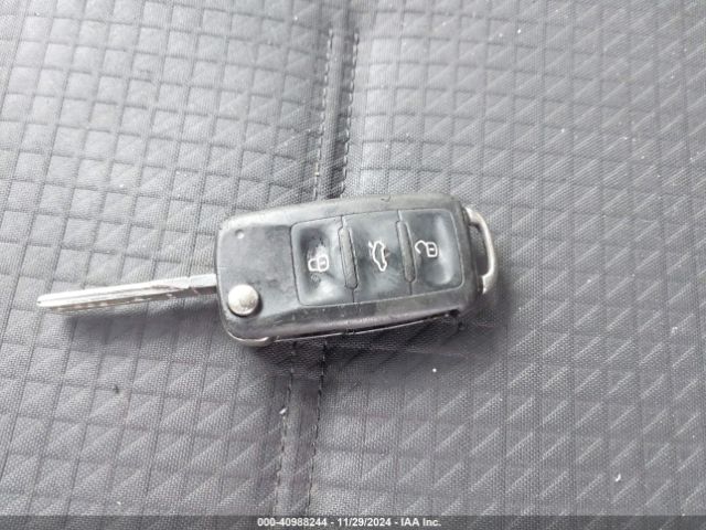 3VW2K7AJ0FM318822 Volkswagen Jetta 2.0l S