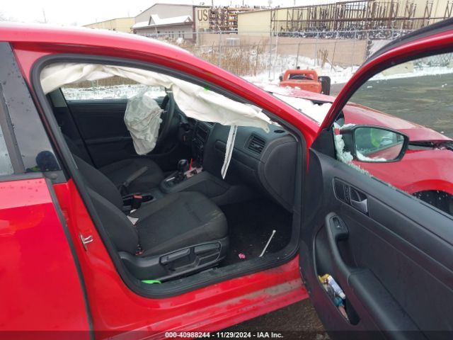 3VW2K7AJ0FM318822 Volkswagen Jetta 2.0l S